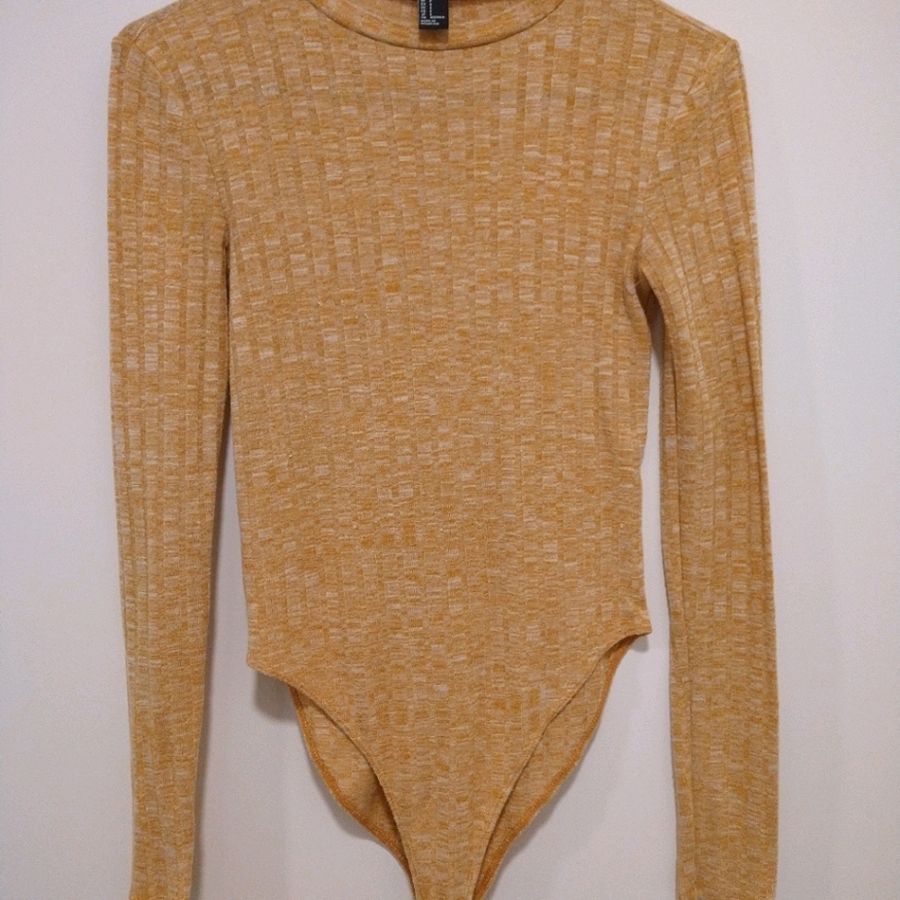 Long sleeve, mustard yellow leotard